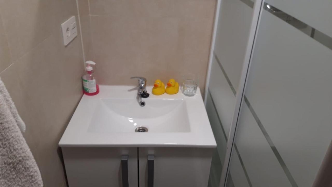 Acogedora Habitacion Centro 빌바오 외부 사진